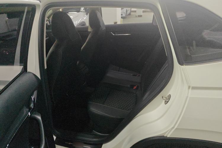 Used Skoda Kamiq 2018 1.5L Automatic Comfort Edition China VI Standard Interior 1
