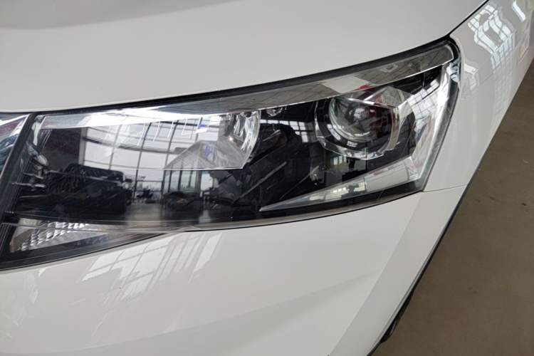 Used Skoda Kamiq 2018 1.5L Automatic Comfort Edition China VI Standard Left Front Headlight