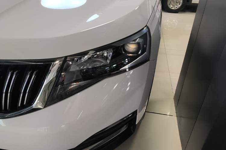 Used Skoda Kamiq 2018 1.5L Automatic Comfort Edition China VI Standard Left Front Headlight