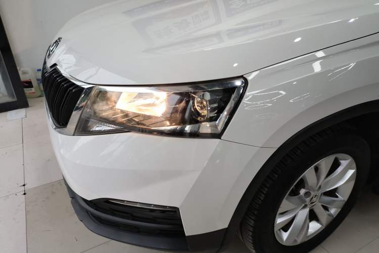 Used Skoda Kamiq 2018 1.5L Automatic Standard Edition China VI Left Front Headlight