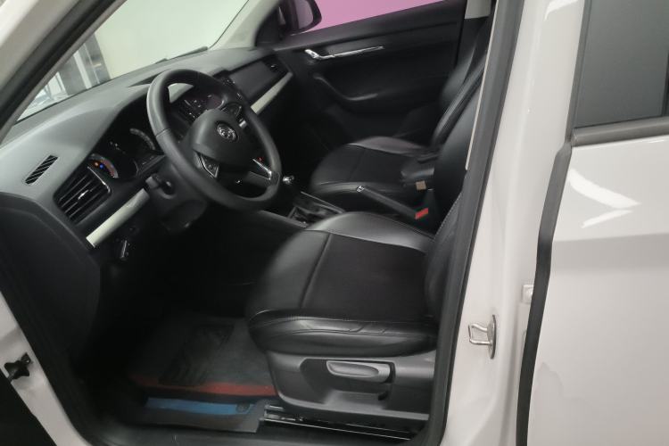 Used Skoda Kamiq 2018 1.5L Automatic Standard Edition China VI Left Front Seat