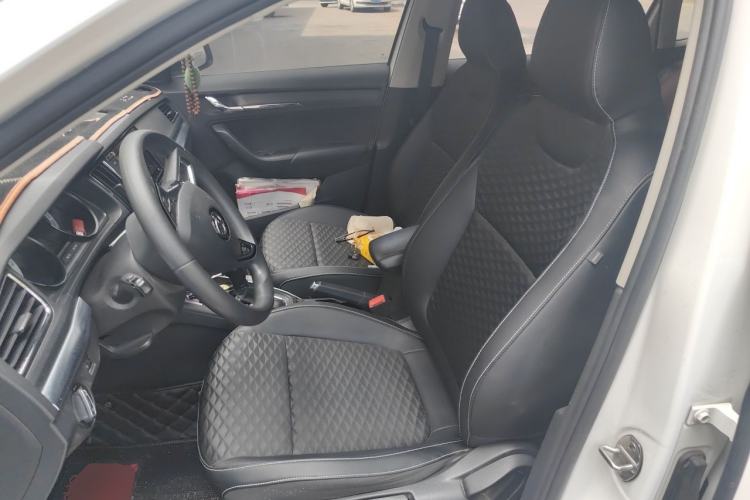 Used Skoda Kamiq 2018 1.5L Automatic Comfort Edition China VI Standard Left Front Seat