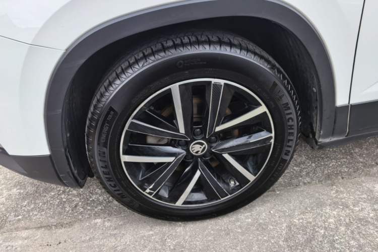 Used Skoda Kamiq 2018 1.5L Automatic Comfort Edition China V Standard Left Front Wheel Hub