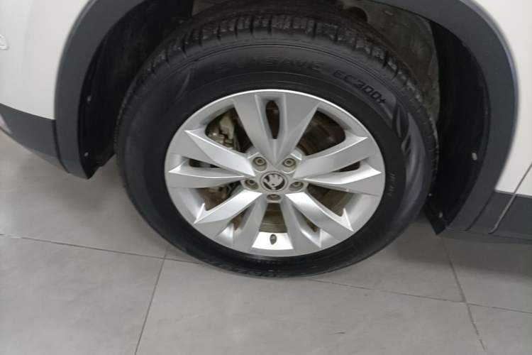 Used Skoda Kamiq 2018 1.5L Automatic Standard Version China V Emission Standard Left Front Wheel Hub