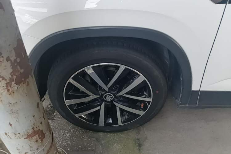 Used Skoda Kamiq 2018 1.5L Automatic Comfort Edition China VI Standard Left Front Wheel Hub