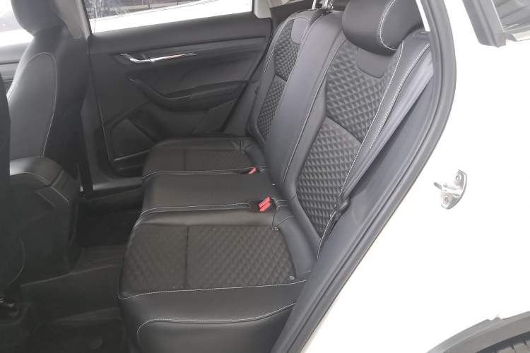 Used Skoda Kamiq 2018 1.5L Automatic Comfort Edition China VI Standard Left Rear Seat