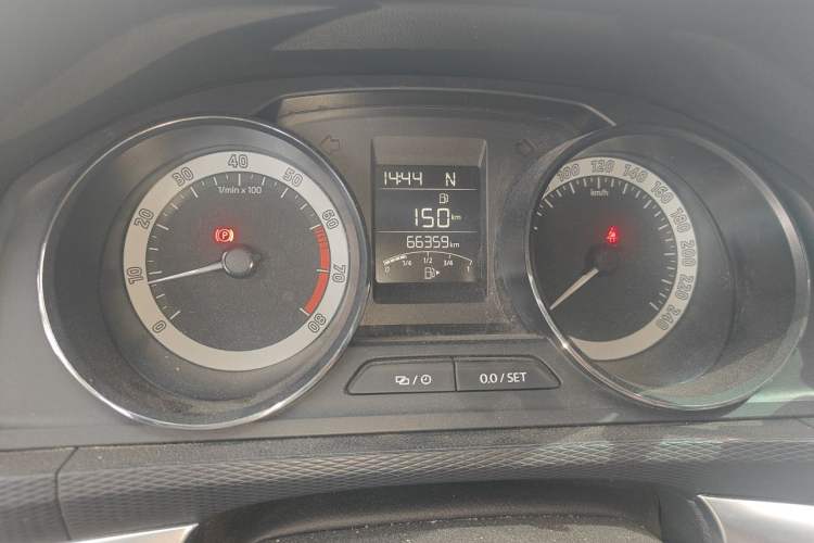Used Skoda Kamiq 2018 1.5L Automatic Comfort Edition China VI Standard Odometer Close Up