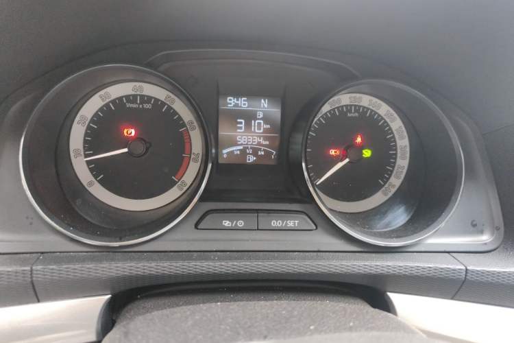 Used Skoda Kamiq 2018 1.5L Automatic Standard Edition China VI Odometer Close Up