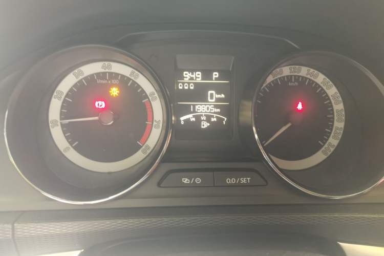 Used Skoda Kamiq 2018 1.5L Automatic Comfort Edition China VI Standard Odometer Close Up