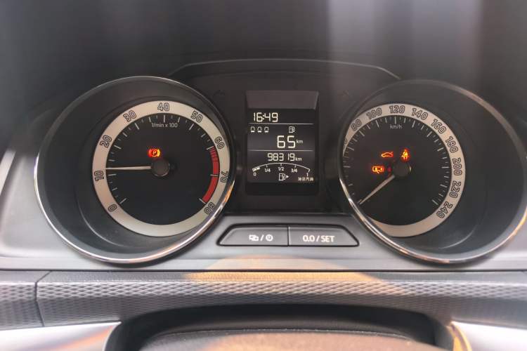 Used Skoda Kamiq 2018 1.5L Manual Comfort Edition China VI Standard Odometer Close Up