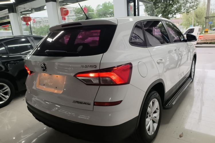 Used Skoda Kamiq 2018 1.5L Automatic Standard Edition China VI Rear Right 45 Deg