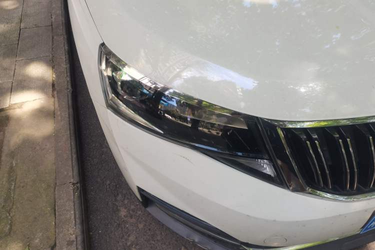 Used Skoda Kamiq 2018 1.5L Automatic Comfort Edition China VI Standard Right Front Headlight