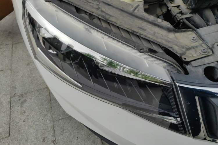 Used Skoda Kamiq 2018 1.5L Manual Standard Edition China V standard Right Front Headlight