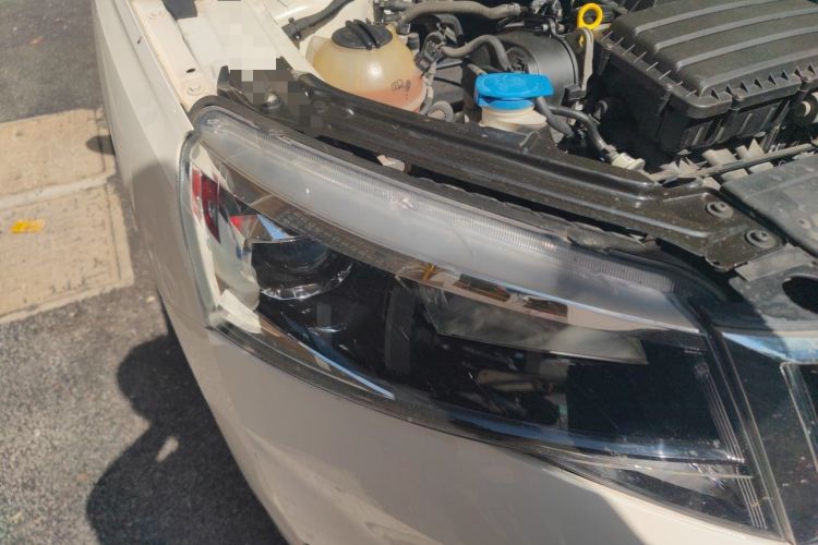 Used Skoda Kamiq 2018 1.5L Automatic Comfort Edition China VI Standard Right Front Headlight
