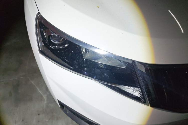 Used Skoda Kamiq 2018 1.5L Automatic Comfort Edition China V Standard Right Front Headlight
