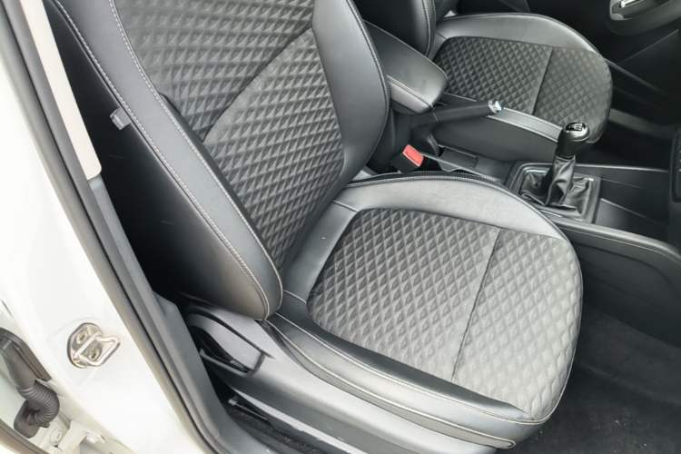 Used Skoda Kamiq 2018 1.5L Manual Comfort Edition China VI Standard Right Front Seat