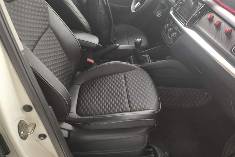 Used Skoda Kamiq 2018 1.5L Manual Comfort Edition China VI Standard Right Front Seat