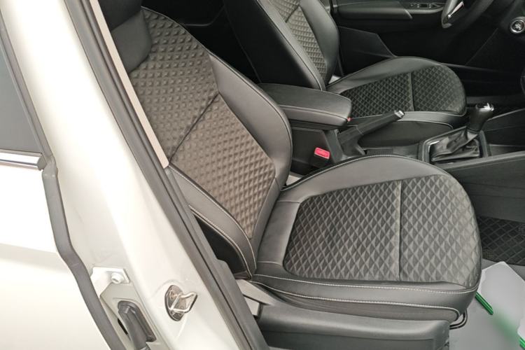 Used Skoda Kamiq 2018 1.5L Automatic Comfort Edition China VI Standard Right Front Seat