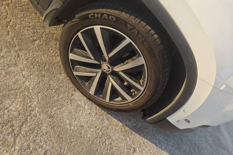 Used Skoda Kamiq 2018 1.5L Automatic Comfort Edition China V Standard Right Front Wheel Hub