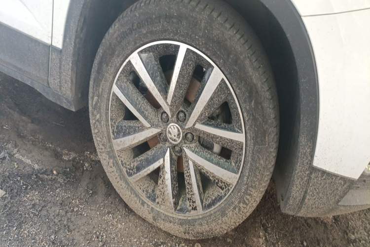 Used Skoda Kamiq 2018 1.5L Automatic Comfort Edition China V Standard Right Front Wheel Hub
