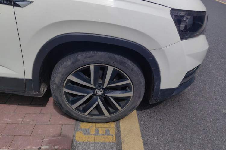 Used Skoda Kamiq 2018 1.5L Automatic Comfort Edition China VI Standard Right Front Wheel Hub