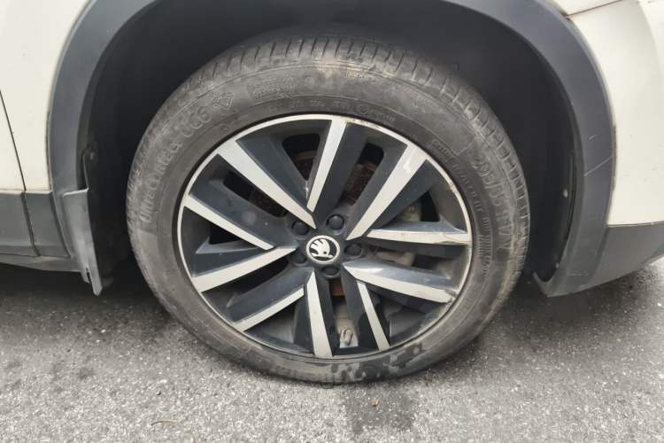 Used Skoda Kamiq 2018 1.5L Automatic Comfort Edition China V Standard Right Front Wheel Hub