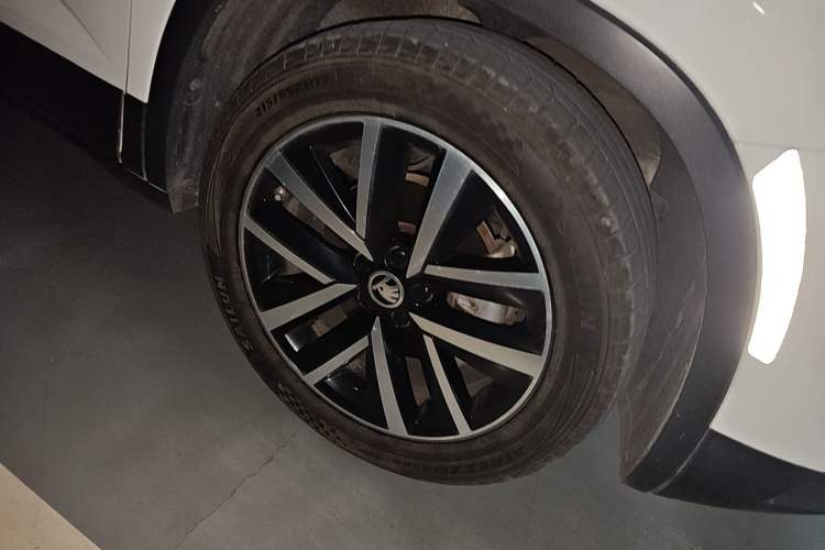 Used Skoda Kamiq 2018 1.5L Automatic Comfort Edition China V Standard Right Front Wheel Hub