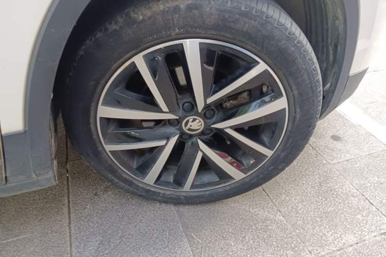 Used Skoda Kamiq 2018 1.5L Automatic Comfort Edition China V Standard Right Front Wheel Hub