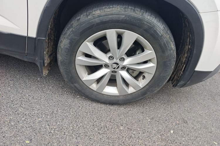 Used Skoda Kamiq 2018 1.5L Manual Standard Edition China VI Right Front Wheel Hub