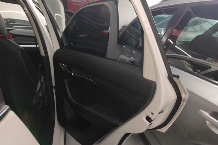 Used Skoda Kamiq 2018 1.5L Manual Comfort Edition China VI Standard Right Rear Door Interior