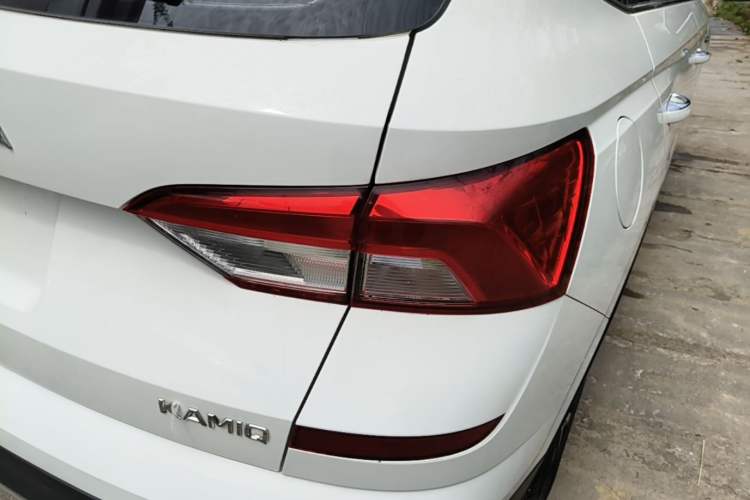 Used Skoda Kamiq 2018 1.5L Manual Comfort Edition China VI Standard Right Rear Taillight
