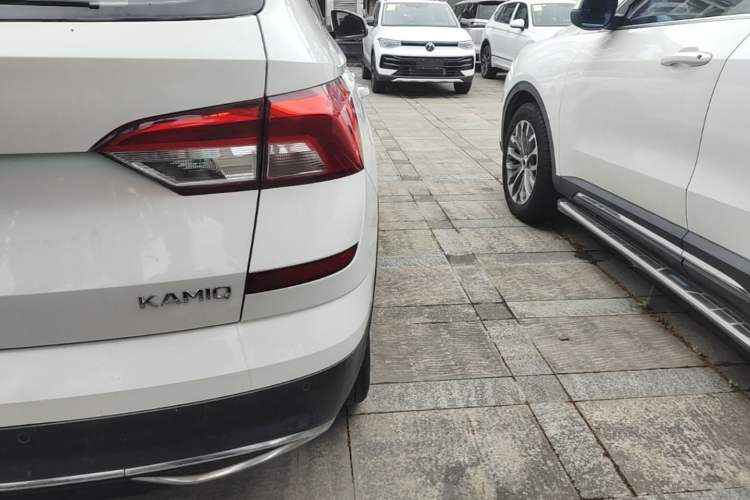 Used Skoda Kamiq 2018 1.5L Automatic Comfort Edition China VI Standard Right Rear Taillight