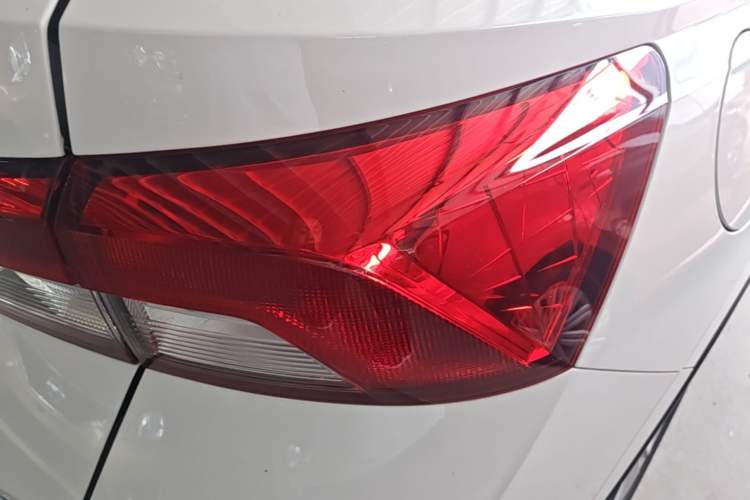 Used Skoda Kamiq 2018 1.5L Automatic Standard Version China V Emission Standard Right Rear Taillight