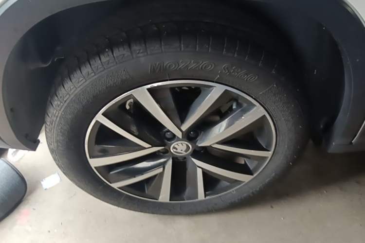 Used Skoda Kamiq 2018 1.5L Automatic Comfort Edition China V Standard Right Rear Wheel Hub