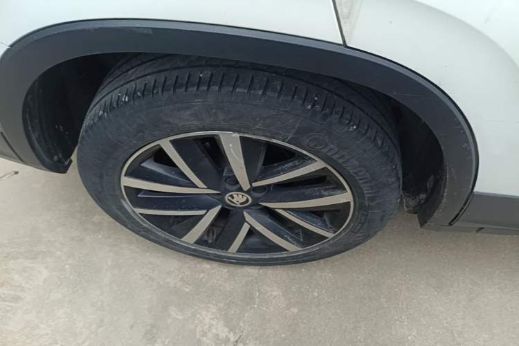 Used Skoda Kamiq 2018 1.5L Automatic Comfort Edition China VI Standard Right Rear Wheel Hub