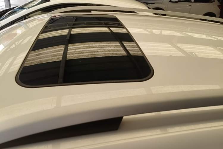 Used Skoda Kamiq 2018 1.5L Automatic Comfort Edition China VI Standard Roof