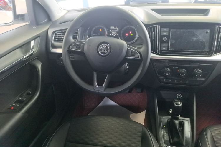 Used Skoda Kamiq 2018 1.5L Automatic Comfort Edition China VI Standard Steering Wheel