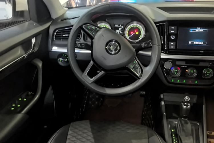 Used Skoda Kamiq 2018 1.5L Automatic Comfort Edition China VI Standard Steering Wheel