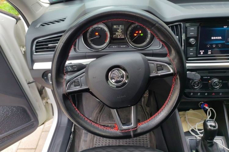 Used Skoda Kamiq 2018 1.5L Automatic Comfort Edition China VI Standard Steering Wheel
