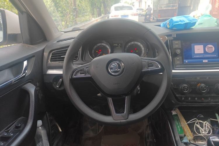 Used Skoda Kamiq 2018 1.5L Automatic Comfort Edition China VI Standard Steering Wheel