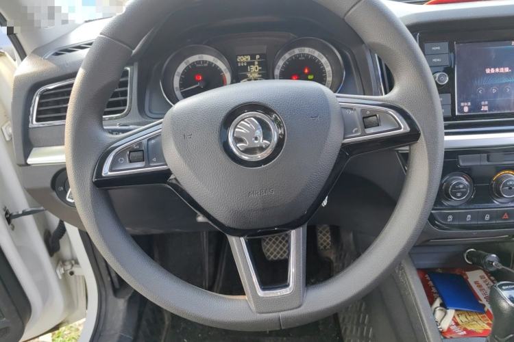 Used Skoda Kamiq 2018 1.5L Automatic Comfort Edition China VI Standard Steering Wheel