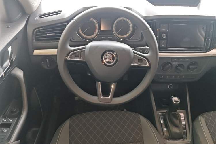 Used Skoda Kamiq 2018 1.5L Automatic Standard Version China V Emission Standard Steering Wheel