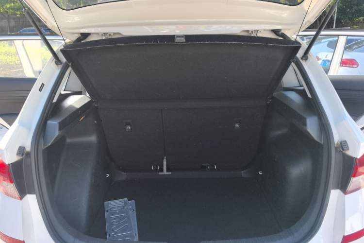 Used Skoda Kamiq 2018 1.5L Manual Comfort Edition China VI Standard Trunk