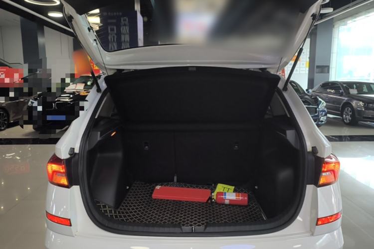 Used Skoda Kamiq 2018 1.5L Automatic Comfort Edition China VI Standard Trunk