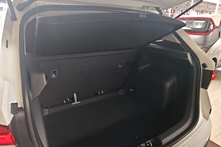 Used Skoda Kamiq 2018 1.5L Automatic Standard Version China V Emission Standard Trunk