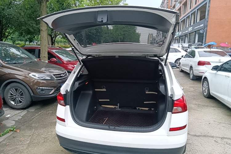 Used Skoda Kamiq 2018 1.5L Manual Standard Edition China V standard Trunk