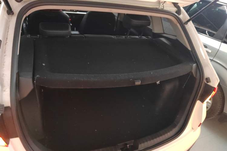 Used Skoda Kamiq 2018 1.5L Manual Comfort Edition China VI Standard Trunk