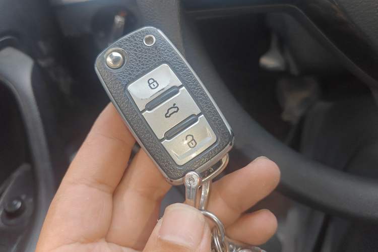 Used Skoda Kamiq 2018 1.5L Automatic Comfort Edition China VI Standard Vehicle Key