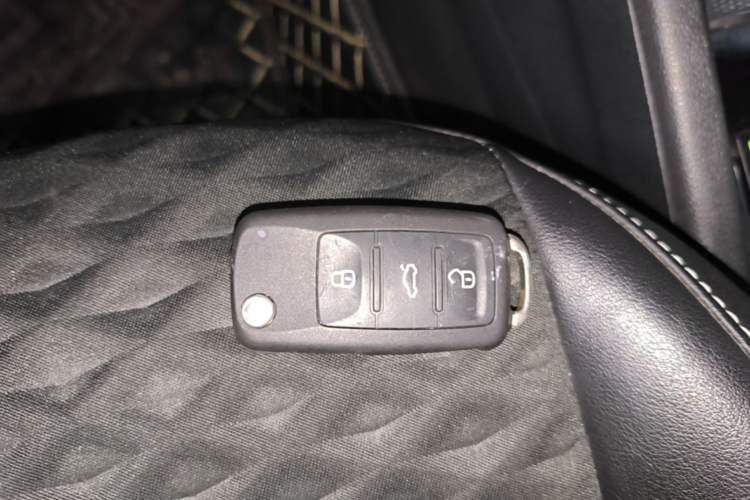 Used Skoda Kamiq 2018 1.5L Automatic Comfort Edition China VI Standard Vehicle Key