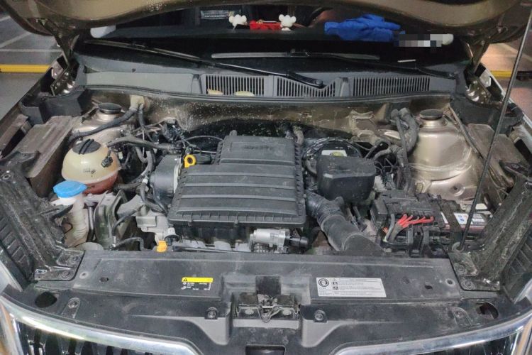 Used Skoda Kamiq 2018 1.5L Automatic Comfort Edition China VI Standard Engine Bay